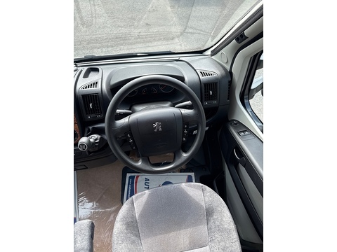 HDi 335 Chassis Cab 2.2 Manual Diesel