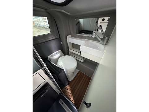 P/57+ Ford Tourneo 2.0