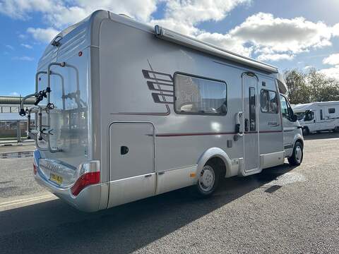 Renault Master 2.5 DCI 3dr Coach Built Automatic Diesel