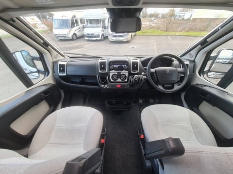 Elddis Supreme 185 Peugeot Boxer 2.0 BlueHDi 335 Chassis Cab 2.0 Manual Diesel