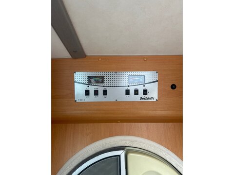 Renault Master 2.5 DCI Motorhome 2.5 Manual Diesel