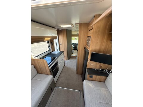 2.0 BlueHDi 335 Chassis Cab 2dr Diesel Manual L3 Euro 6 (s/s) (160 ps)