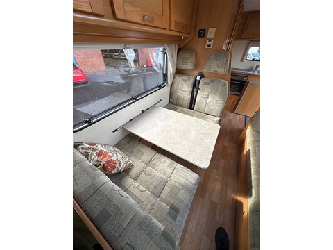 Avantgarde 130 Peugeot Boxer 2.2 HDI