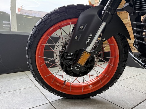 125 Naked 125 Manual Petrol