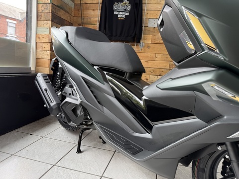 125 Scooter 125 Automatic Petrol