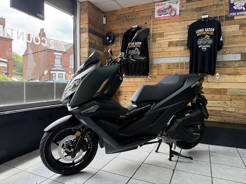 125 Scooter 125 Automatic Petrol