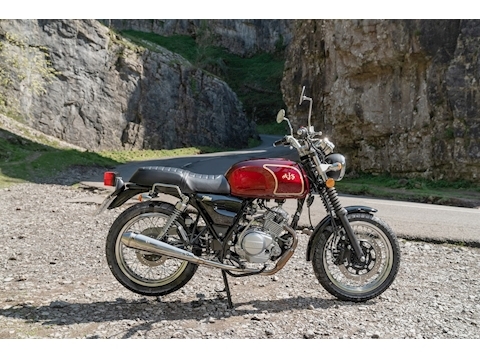 125 Naked 125 Manual Petrol