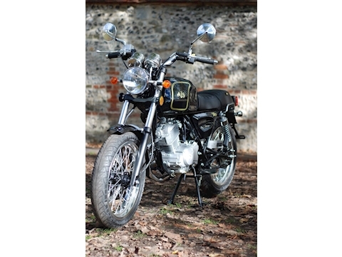 125 Naked 125 Manual Petrol