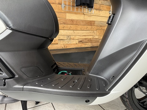 50 50 SCOOTER AUTOMATIC PETROL