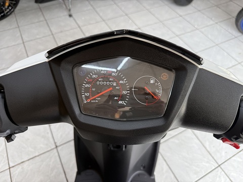 50 50 SCOOTER AUTOMATIC PETROL