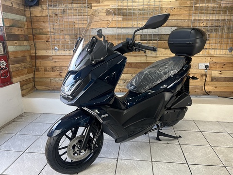 125 SCOOTER 125 AUTOMATIC PETROL