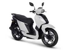 Peugeot Tweet 125 Scooter 