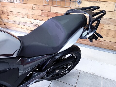 125 Naked 125 Manual Petrol