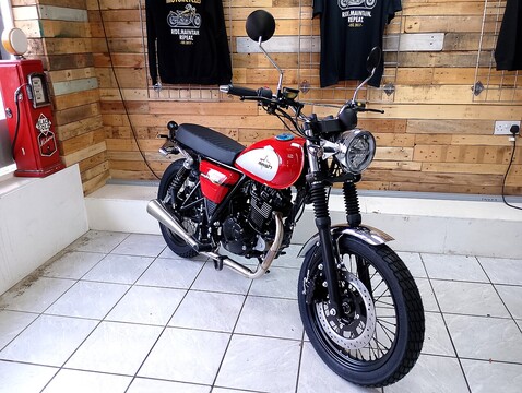 125 125 Scrambler Manual Petrol