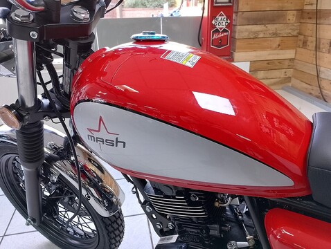 125 125 Scrambler Manual Petrol