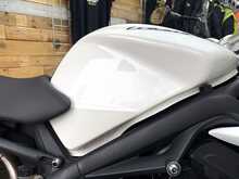 Triumph Street Triple 675  