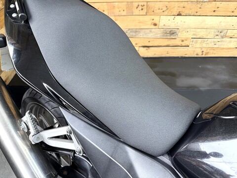 750 Naked Manual Petrol