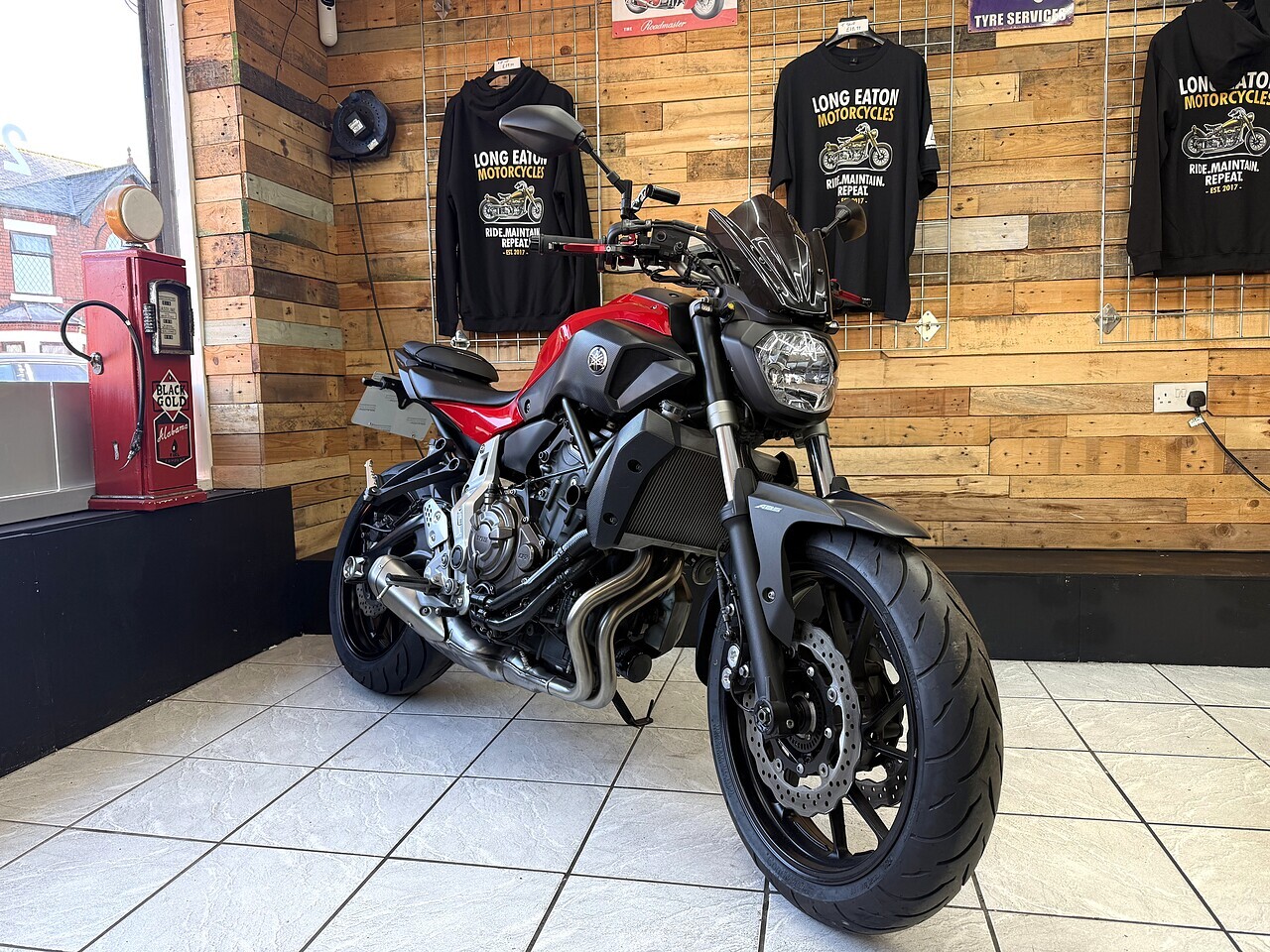 Yamaha 700 ABS Naked