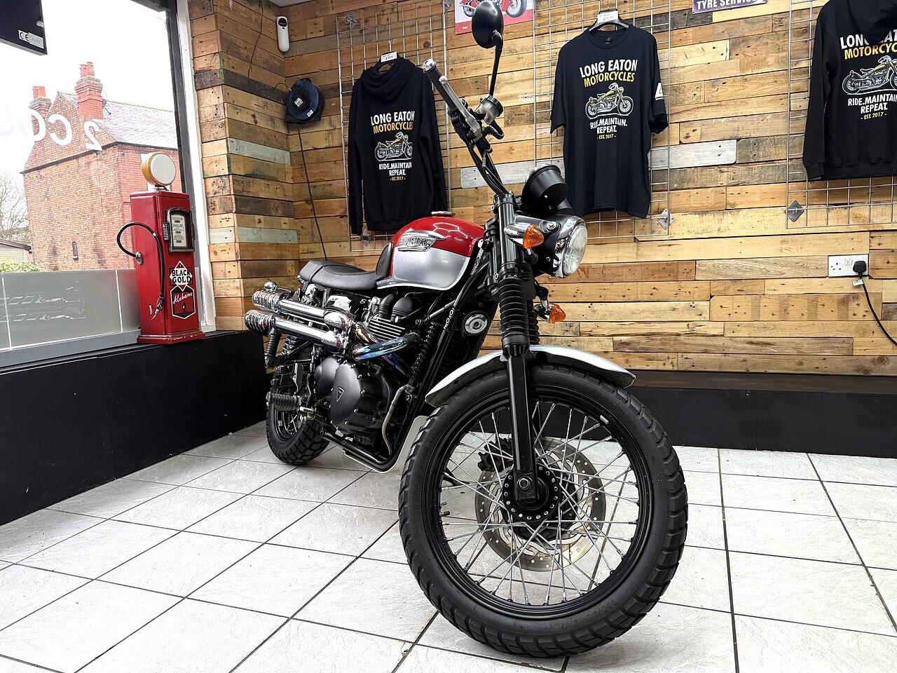 Triumph 865 Roadster/Retro Manual Petrol