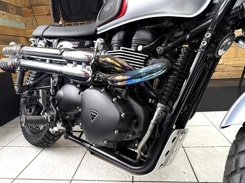 865 Roadster/Retro Manual Petrol