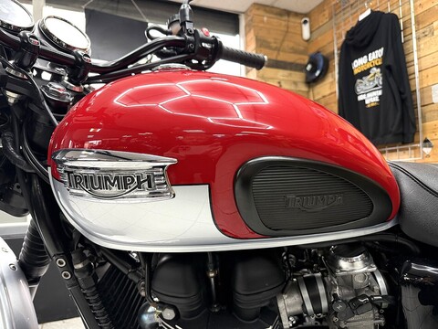 865 Roadster/Retro Manual Petrol