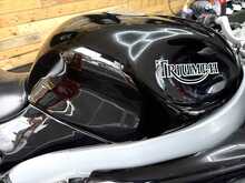 Triumph Sprint ST 955  