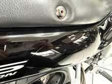 Triumph Sprint ST 955  