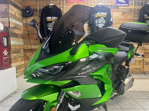 Sports Tourer 1000 Sports Tourer Manual Petrol