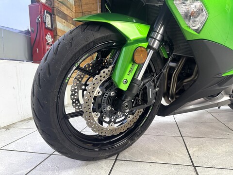 Sports Tourer 1000 Sports Tourer Manual Petrol