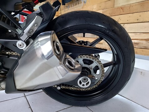 1000 ABS Sports Tourer