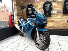 Suzuki RF600  
