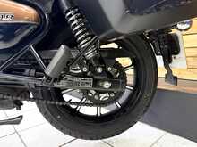 Royal Enfield Meteor 350  