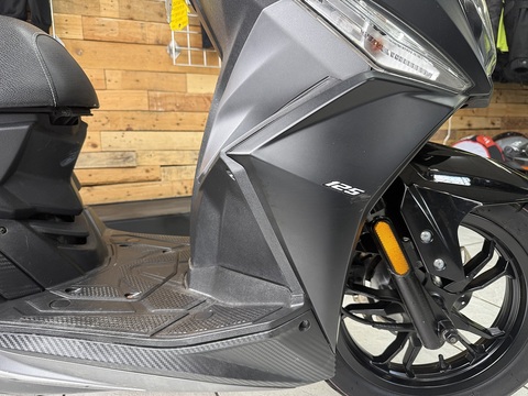 125 AC Scooter Petrol CVT Euro 5 (10 ps)