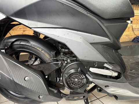 125 AC Scooter Petrol CVT Euro 5 (10 ps)