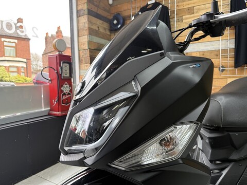 125 AC Scooter Petrol CVT Euro 5 (10 ps)