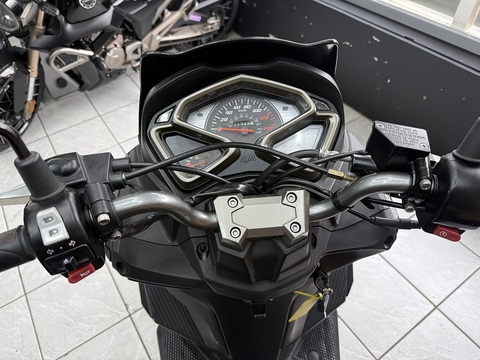 125 AC Scooter Petrol CVT Euro 5 (10 ps)