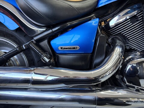 900 Custom Cruiser Manual Petrol