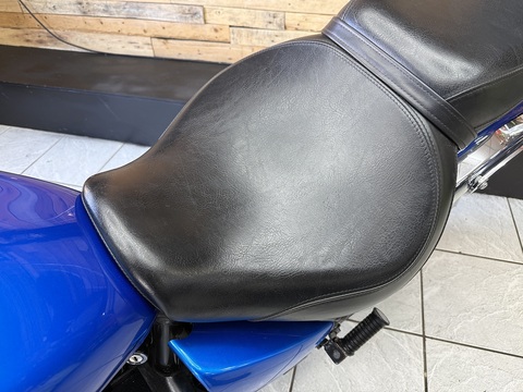 900 Custom Cruiser Manual Petrol