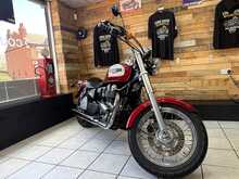 Triumph Bonneville America  