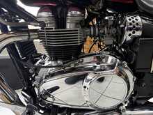 Triumph Bonneville America  