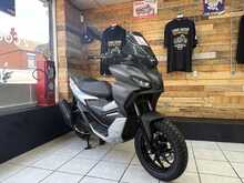 Aprilia SR GT 125  