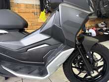 Aprilia SR GT 125  