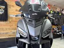 Aprilia SR GT 125  