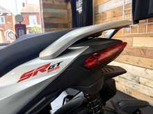 Aprilia SR GT 125  