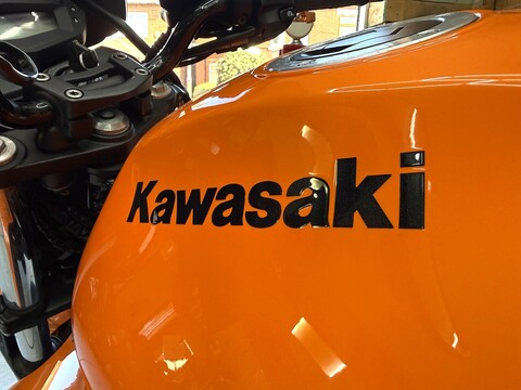 650 Naked Petrol Manual (72 ps)