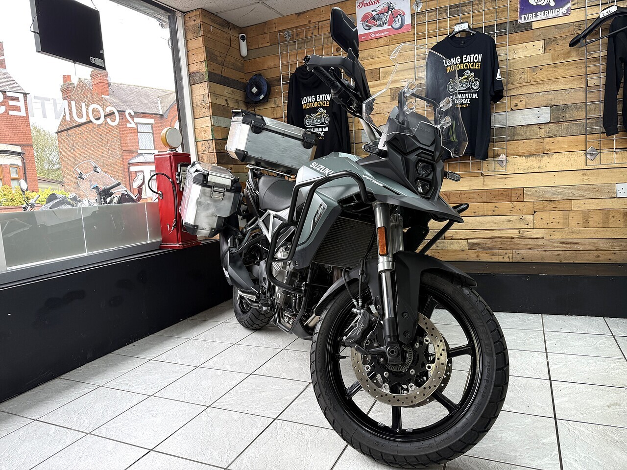 Suzuki 800 RE Adventure