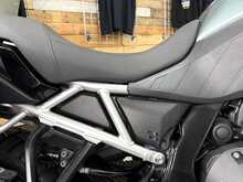 Suzuki V-Strom 800 RE 