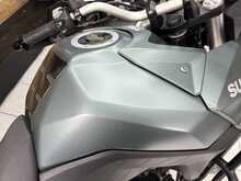 Suzuki V-Strom 800 RE 
