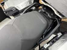 Suzuki V-Strom 800 RE 