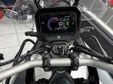 Suzuki V-Strom 800 RE 